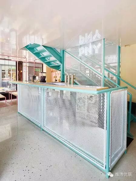 一家巴黎的漢堡店