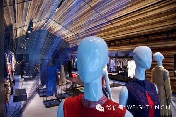 印度古爾岡高端時(shí)尚女裝店面設(shè)計(jì)