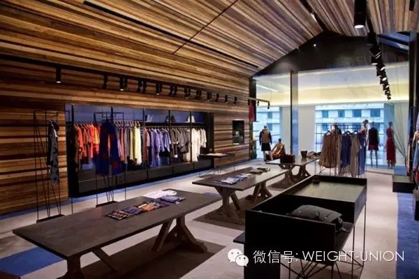 印度古爾岡高端時(shí)尚女裝店面設(shè)計(jì)